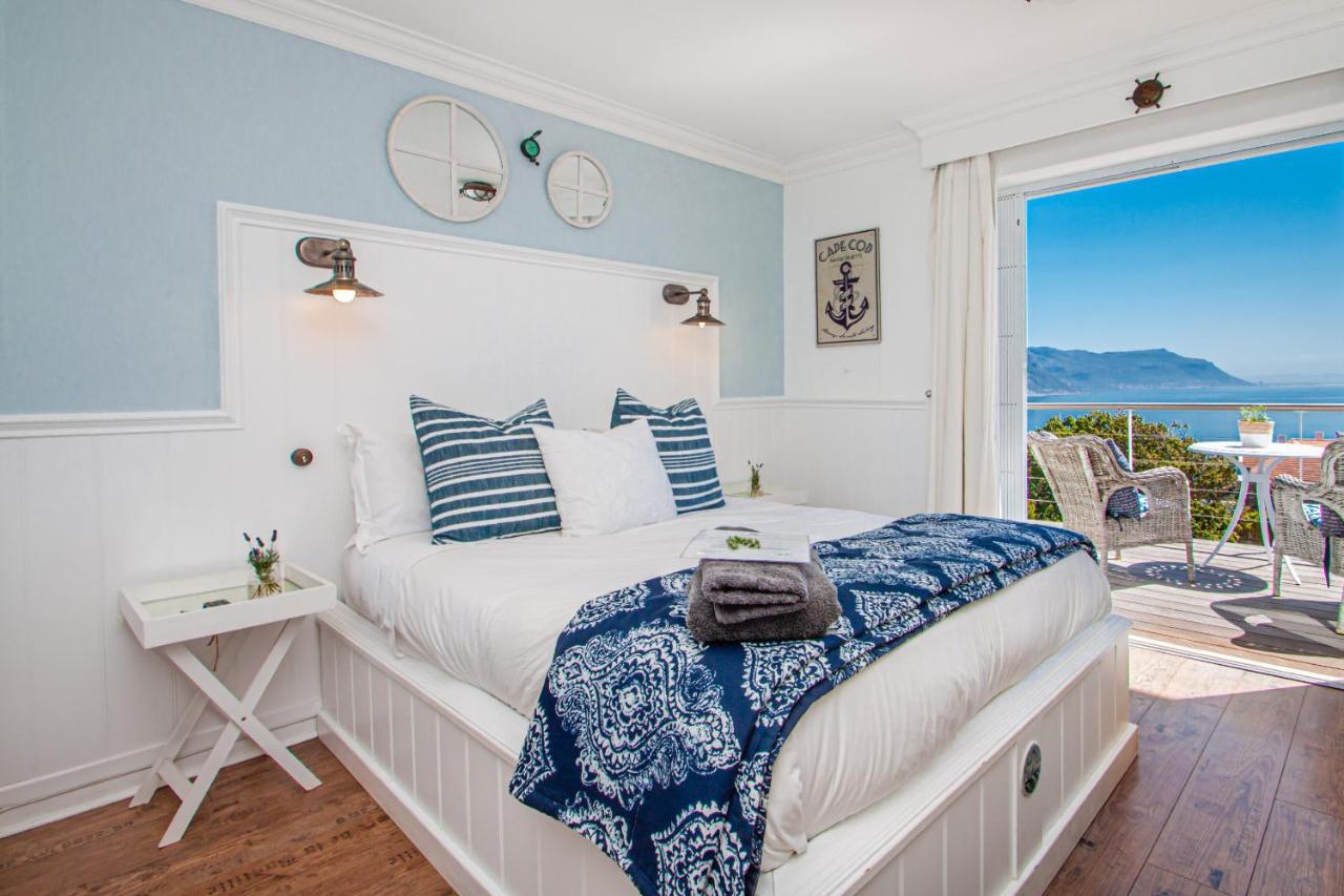 A Boat House Hotel Simon's Town Exterior photo