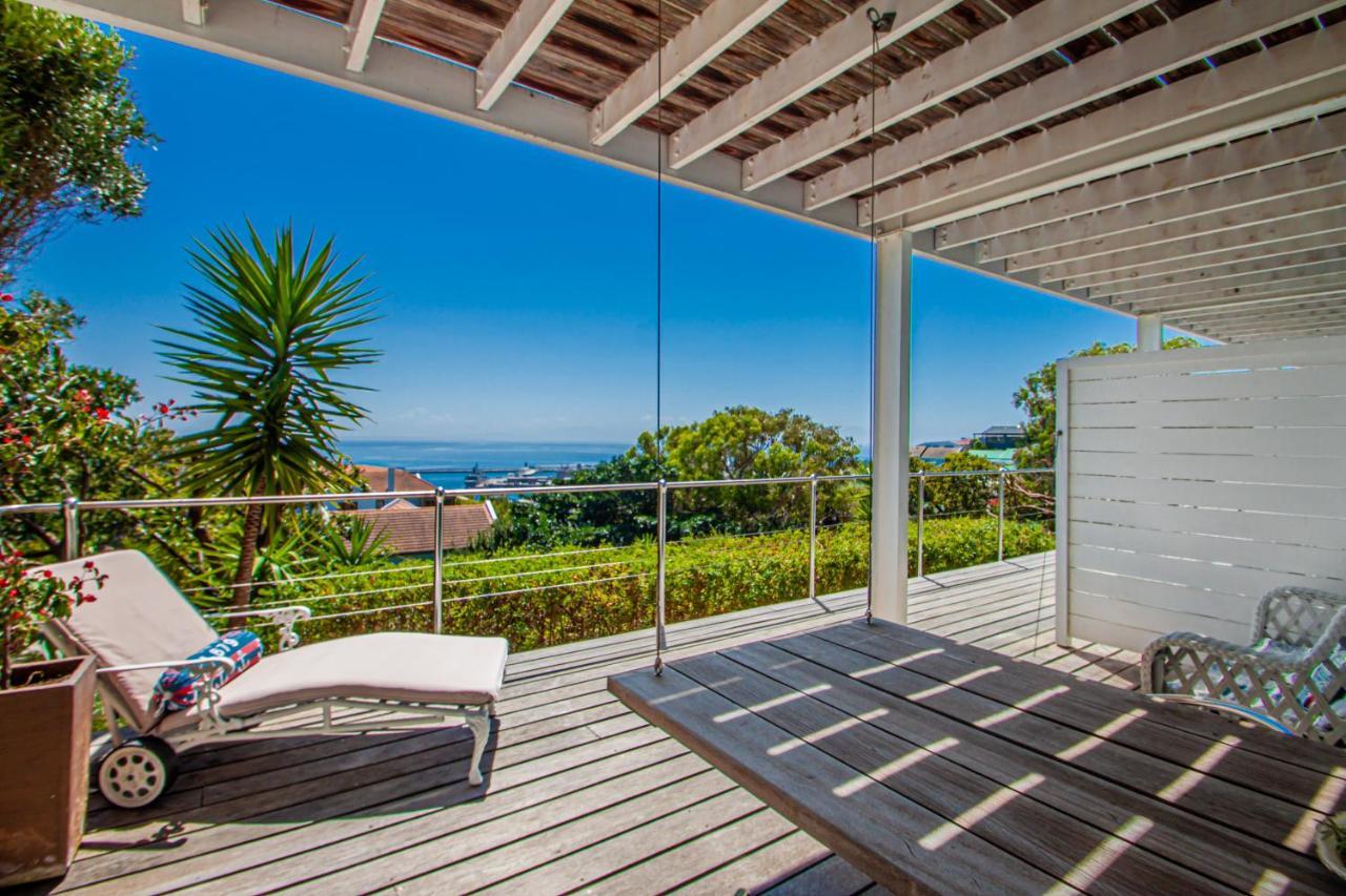 A Boat House Hotel Simon's Town Exterior photo