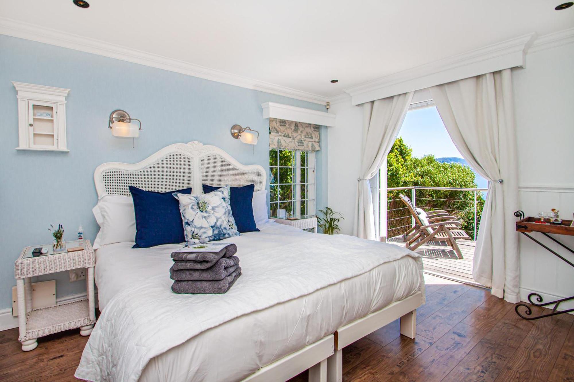 A Boat House Hotel Simon's Town Exterior photo